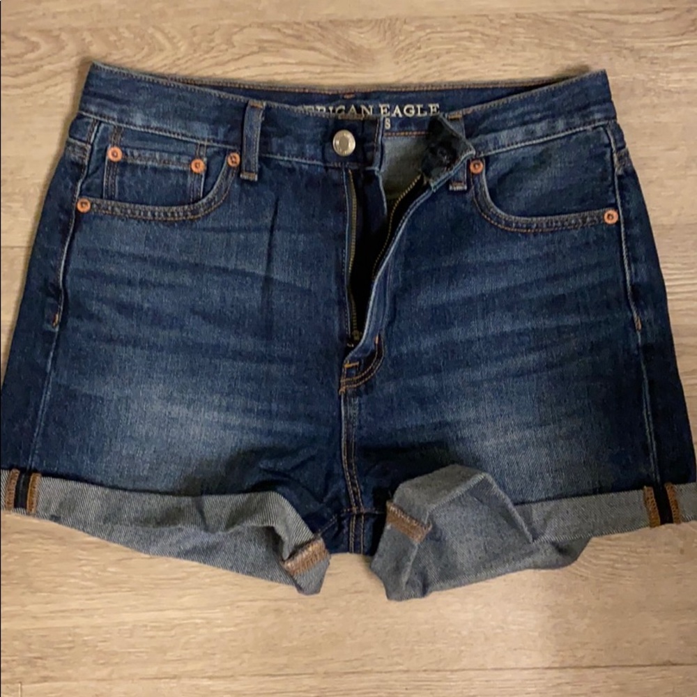 Dark wash mom short